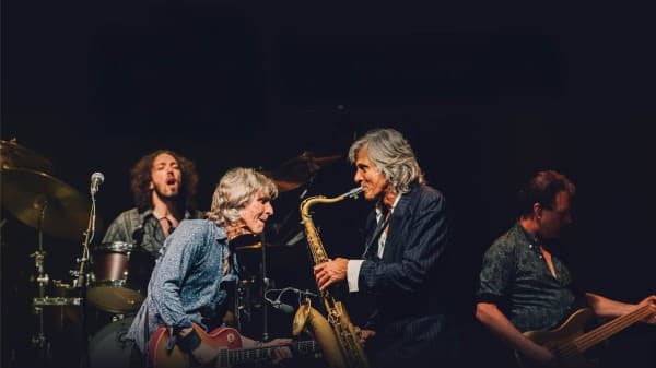 The Dire Straits Experience — photo 1