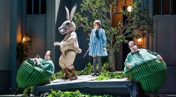 Alice in Wonderland — photo 1