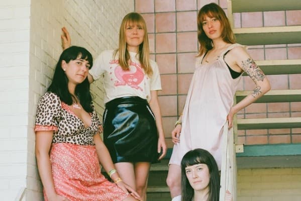 432 Presents: Los Bitchos — photo 1