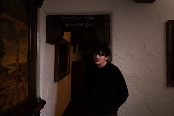 Artemas - LOVERCORE / GETTING UP TO NO GOOD Tour — photo 1