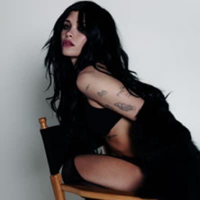 Nessa Barrett — photo 1