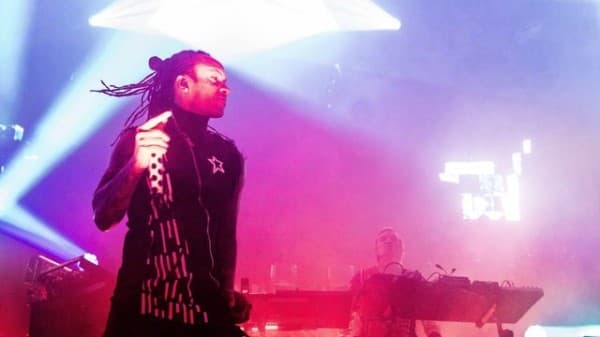 The Prodigy | Vinyl Room Package — photo 1