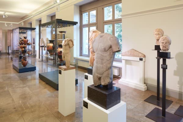 Art and Craftsmanship of Antiquity — photo 1