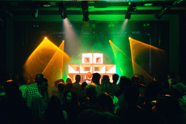 Rub-a-Dub Club #5 — photo 1