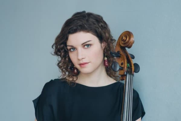 Julia Hagen — photo 1