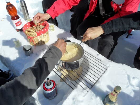 Full Moon Snowshoe Tour — photo 1
