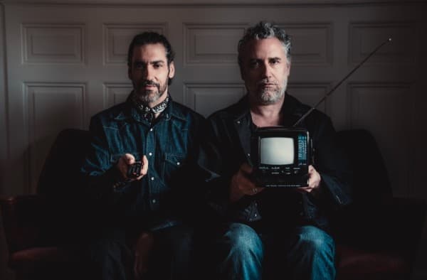 Riklin & Schaub – Pictures That Catch the Eye — photo 1