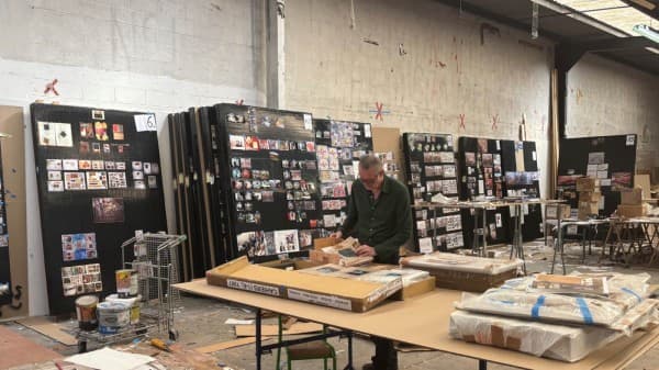 Thomas Hirschhorn. My Atlas — photo 1