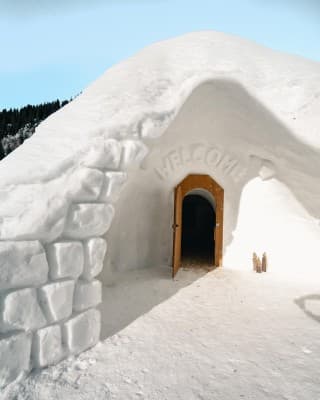 Fondue Evening in the Stockhorn Igloo — photo 1