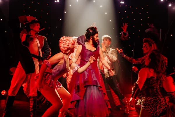 This is The Greatest Show — photo 1