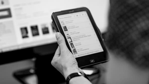 Digital Offers - E-Books and Audiobooks — photo 1
