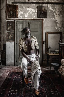 Lea Lund & Erik K. Portraits in Abandon — photo 1