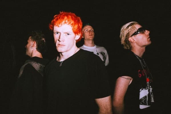 Bleech 9:3 — photo 1