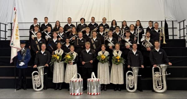 Lötschental Music Festival Features the MG Fafleralp Blatten's New Uniforms — photo 1