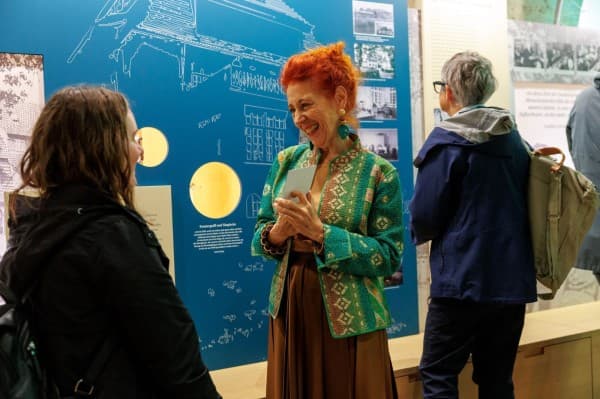 Reading: Delicacy, Literature, Retirement: Steffi Bollag reads from «Lebensmittel. punkt» — photo 1